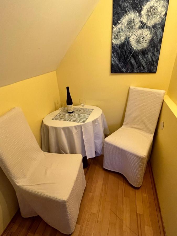 Privatzimmer Familie Pair/Schmoll 塞默灵施皮塔尔 客房 照片